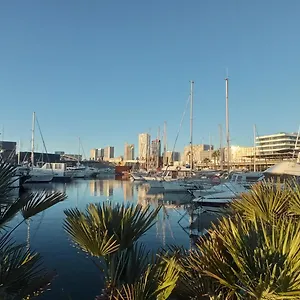 Barcelona Boat Experience Hotel en barco Sant Adrià de Besòs
